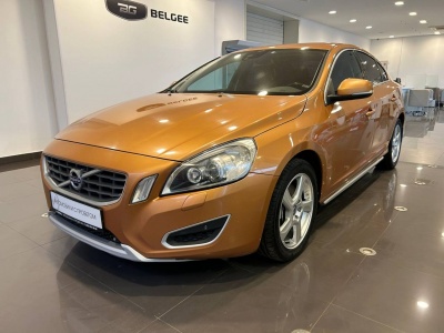 Volvo S60 II