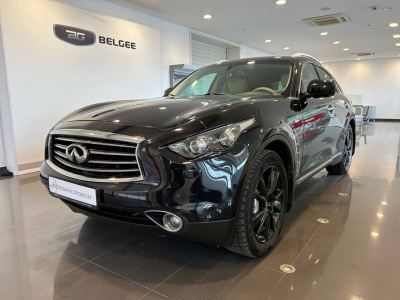 Infiniti QX70 