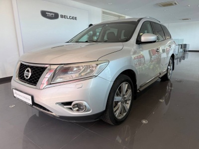 Nissan Pathfinder IV