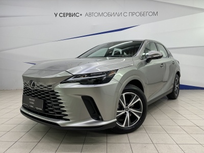 Lexus RX V