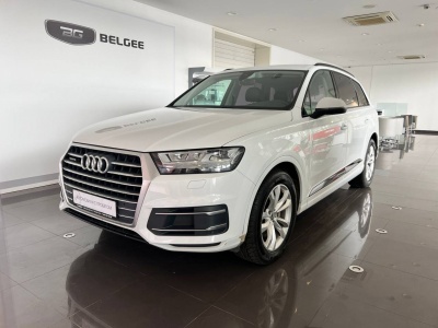 Audi Q7 II (4M)
