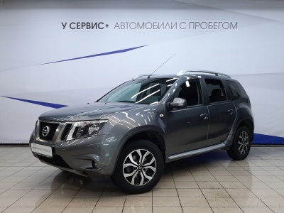 Nissan Terrano III (D10)