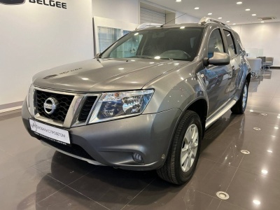 Nissan Terrano III (D10)