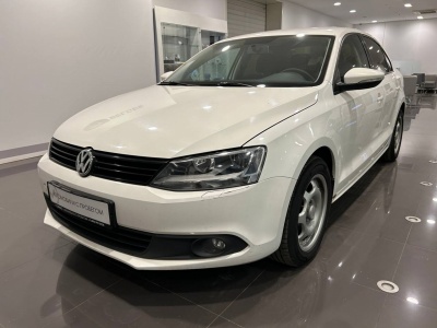 Volkswagen Jetta VI
