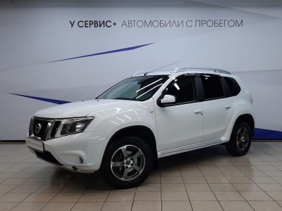 Nissan Terrano III (D10)