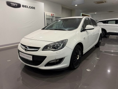 Opel Astra J Рестайлинг
