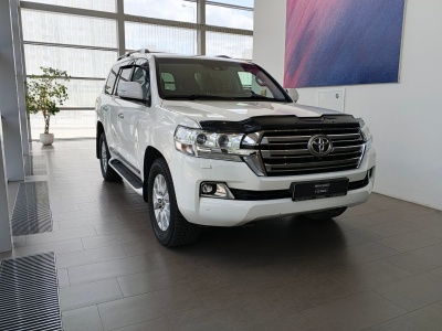 Toyota Land Cruiser 200 Series Рестайлинг 2