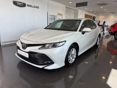 Toyota Camry VIII (XV70)