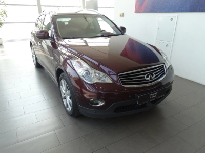 Infiniti QX50 I