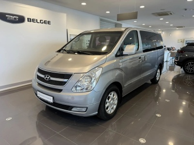 Hyundai Grand Starex I