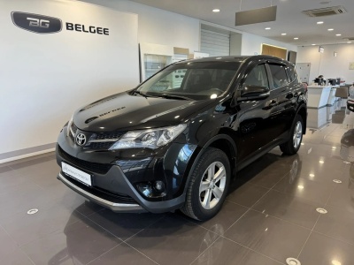 Toyota RAV4 IV (XA40)